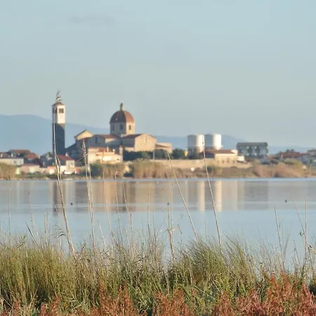 Casa L'angolo Fiorito بيت للعطل Càbras